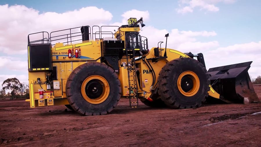 Top 5 World’s Biggest Loaders iseekplant
